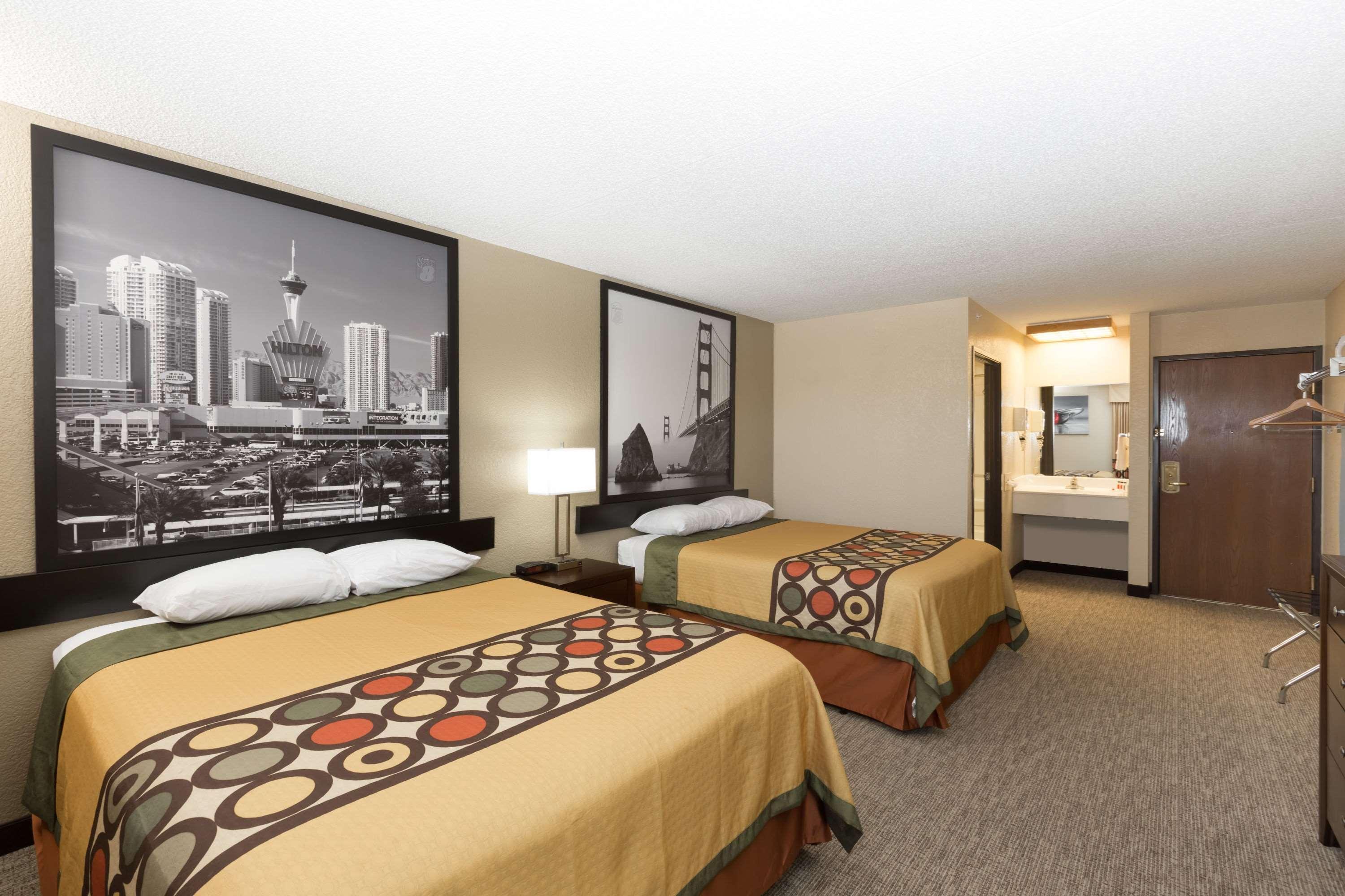 Super 8 By Wyndham North Hotel 2*