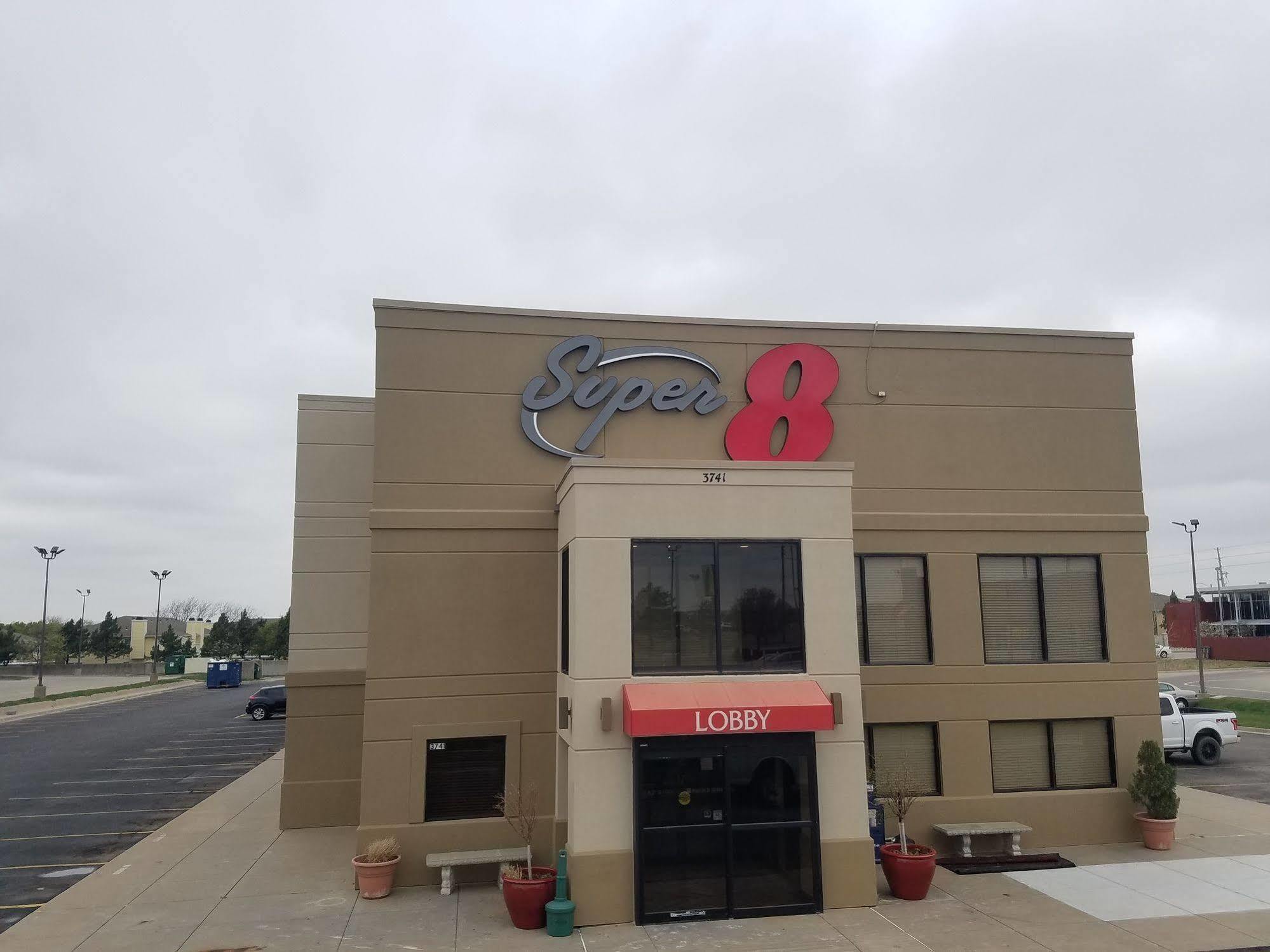Super 8 By Wyndham North Hotel 2*