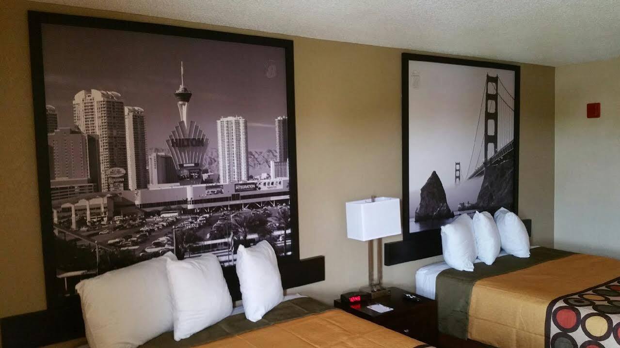 Super 8 By Wyndham North Hotel 2*